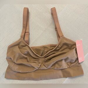 NEW Feelingirl Medium Wireless Comfort Bra Tan or Nude Adjustable Straps Stretch